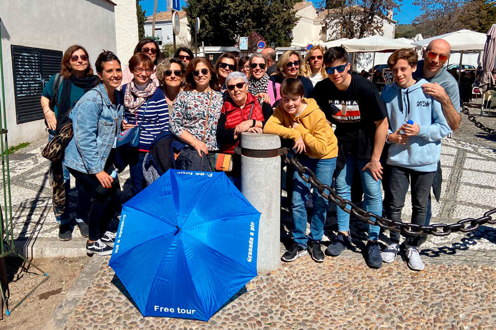 grupo de visita gratuita por Granada