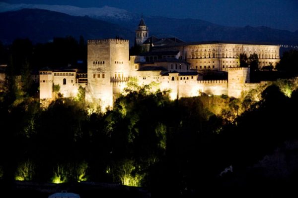 Alhambra iluminada